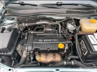 Używany Opel Astra 90 KM (66 kW) 2009 Niebieski Sedan/Limuzyna
