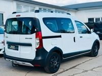 Gebraucht Dacia Dokker Stepway 109 PS (80 kW) 2019 Weiß Van / Kleinbus