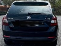 Second-hand Skoda Rapid 105 CP (77 kW) 2015 Negru Hatchback