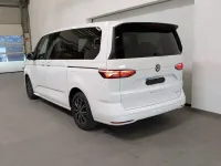 Gebraucht VW Multivan 217 PS (159 kW) 2022 Weiß Van / Kleinbus