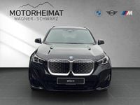 Neu BMW iX1 Performance 230 kW (313 PS) 2025 Schwarz SUV