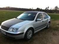 Gebraucht VW Bora 116 PS (85 kW) 2001 Silber metallic Limousine