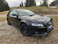 Gebraucht Audi A4 Attraction 143 PS (105 kW) 2011 Schwarz Kombi