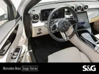 Gebraucht Mercedes C200 Avantgarde 163 PS (119 kW) 2024 Unilack polarweiß Kombi