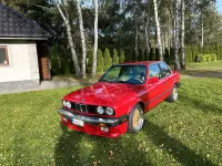 Gebraucht BMW 325 172 PS (126 kW) 1987 Rot Coupé