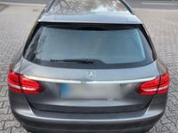 Gebraucht Mercedes C220 170 PS (125 kW) 2017 Grau Kombi