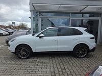 Gebraucht Porsche Cayenne Turbo 441 PS (324 kW) 2018 Weiß SUV