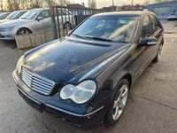 Gebraucht Mercedes C200 122 PS (89 kW) 2004 Schwarz  unilack Limousine