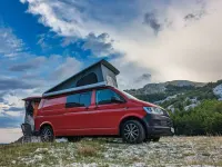 Gebraucht VW T6 150 PS (110 kW) 2019 Rot Van
