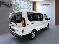 Gebraucht Renault Trafic Life 150 PS (110 kW) 2023 Weiss Van / Kleinbus
