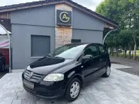 Gebraucht VW Fox Basis 54 PS (39 kW) 2006 Schwarz Kleinwagen