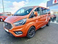 Gebraucht Ford Tourneo Titanium 131 PS (96 kW) 2019 Hokkaidoorange metallic Van / Kleinbus