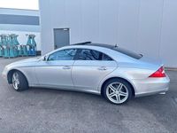 Gebraucht Mercedes CLS500 327 PS (240 kW) 2005 Silber Coupé