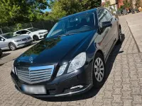 Gebraucht Mercedes E220 170 PS (125 kW) 2009 Schwarz Limousine