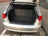 gebraucht Audi A3 Sportback 1.6 S tronic Attraction Attraction