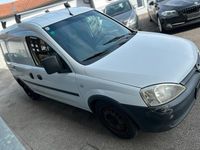Gebraucht Opel Combo 101 PS (74 kW) 2011 Weiß Kombi