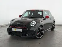 Gebraucht Mini John Cooper Works 231 PS (169 kW) 2019 Rebel green Kleinwagen