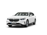 Gebraucht BMW 520 197 PS (144 kW) 2025 Alpinweiß uni Kombi