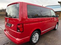 Gebraucht VW Multivan Generation Six 150 PS (110 kW) 2020 Kirschrot Van