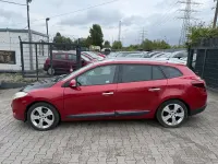 Gebraucht Renault Mégane GrandTour Dynamique 131 PS (96 kW) 2011 Elegance red Kombi