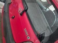 Gebraucht Toyota Yaris 68 PS (50 kW) 2014 Rot Kleinwagen