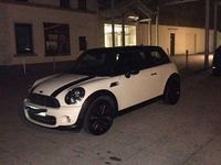 Usado Mini Cooper 122 HP (89 kW) 2013 Branco Citadino
