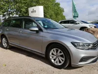 Gebraucht VW Passat Basis 150 PS (110 kW) 2022 Silber Kombi