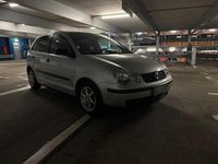 Gebraucht VW Polo 64 PS (47 kW) 2003 Silber Kleinwagen