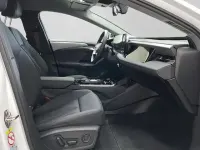 Gebraucht Audi A6 e-tron Performance 269 kW (367 PS) 2025 Gletscherweiß metallic Kombi