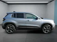 Neu Jeep Avenger Summit 110 PS (80 kW) 2026 Grau SUV