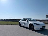 Gebraucht Tesla Model 3 377 kW (513 PS) 2022 Weiß Limousine