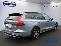 Gebraucht Volvo V60 Plus 398 PS (292 kW) 2022 Thunder grey / metallic Kombi