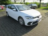 Gebraucht VW Polo Life 80 PS (58 kW) 2024 Pure white Kleinwagen