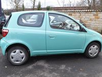 Gebraucht Toyota Yaris 86 PS (63 kW) 2000 Grün Kleinwagen