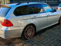 Gebraucht BMW 320 177 PS (130 kW) 2007 Kombi