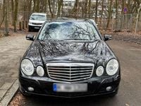Gebraucht Mercedes E280 190 PS (139 kW) 2007 Schwarz Limousine