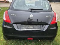 Gebraucht Suzuki Swift 90 PS (66 kW) 2015 Schwarz Kleinwagen