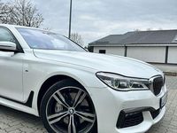 Gebraucht BMW 750 Shadowline 400 PS (294 kW) 2016 Weiß Limousine