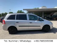 Gebraucht Opel Zafira Selection 116 PS (85 kW) 2009 Silber Van / Kleinbus