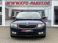Gebraucht Skoda Octavia 179 PS (131 kW) 2015 Blau Kleinwagen