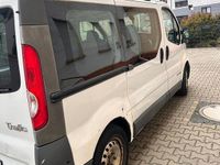 Second-hand Renault Trafic 145 CP (106 kW) 2010 Alb Monovolum