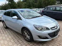 Gebraucht Opel Astra Innovation 165 PS (121 kW) 2014 Blau Kombi