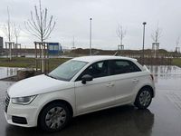 Gebraucht Audi A1 Sportback 95 PS (69 kW) 2016 Weiß Kleinwagen