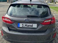 Gebraucht Ford Fiesta Trend 71 PS (52 kW) 2019 Grau Kleinwagen