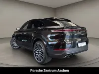 Gebraucht Porsche Cayenne E-Hybrid Coupe 470 PS (345 kW) 2025 Schwarz SUV