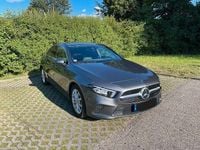 Gebraucht Mercedes A200 Progressive 163 PS (119 kW) 2019 Grau Limousine
