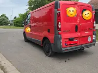 Gebraucht Renault Trafic 90 PS (66 kW) 2007 Rot Van / Kleinbus