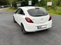 Gebraucht Opel Corsa Edition 87 PS (63 kW) 2010 Weiß Kleinwagen