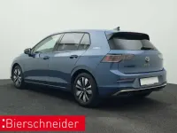 Gebraucht VW Golf VIII Goal 150 PS (110 kW) 2025 Blau Limousine