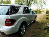 Gebraucht Mercedes ML320 224 PS (164 kW) 2008 Silber SUV